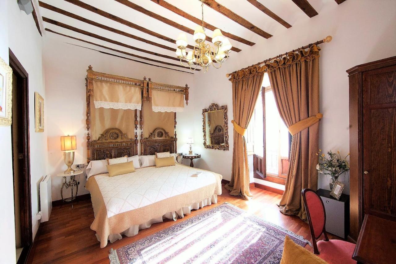 Hotel Boutique Nueve Leyendas อูเบดา ภายนอก รูปภาพ