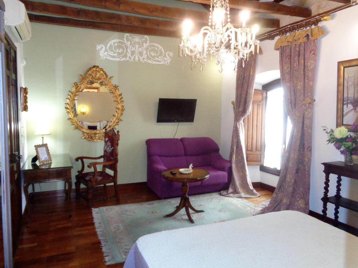 Hotel Boutique Nueve Leyendas อูเบดา ภายนอก รูปภาพ
